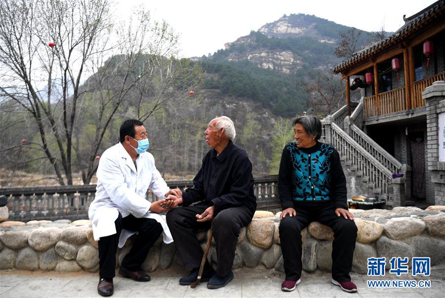 (新華全媒頭條·小康圓夢·圖文互動)(2)恢宏史詩耀千秋——寫在中國共產(chǎn)黨帶領(lǐng)中國人民全面建成小康社會之際